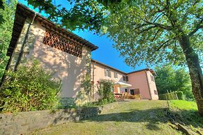Comfortable Home Romeo Among Greenery
