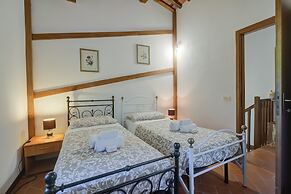 Comfortable Home Romeo Among Greenery