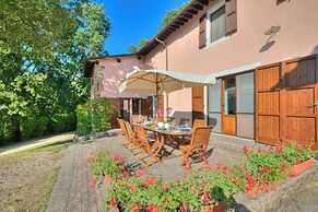 Comfortable Home Romeo Among Greenery