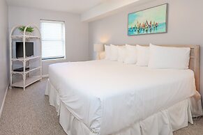 Phoenix Iv 4071 3 Bedroom Condo