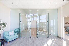 Phoenix I 1055 2 Bedroom Condo