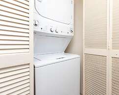 Phoenix I 1055 2 Bedroom Condo