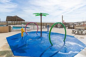 Phoenix I 1055 2 Bedroom Condo