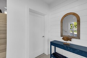 Islamorada Home, Ocean Views, Playroom, Near Tiki Bar, Pool, And Boat 