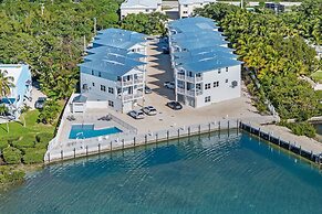 Islamorada Home, Ocean Views, Playroom, Near Tiki Bar, Pool, And Boat 