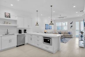 Islamorada Home, Ocean Views, Playroom, Near Tiki Bar, Pool, And Boat 