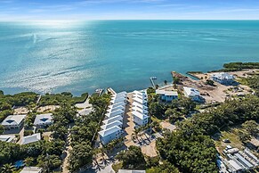 Islamorada Home, Ocean Views, Playroom, Near Tiki Bar, Pool, And Boat 