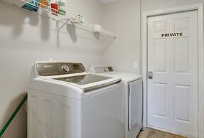 6 Bedroom Disney Home Lanai, Screened Pool & Spa 6 Villa by RedAwning