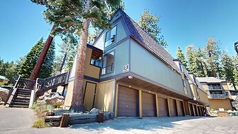 Bigwood #45 2 Bedroom Condo by RedAwning