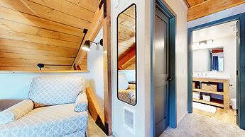 Bigwood #45 2 Bedroom Condo by RedAwning