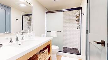 Bigwood #45 2 Bedroom Condo by RedAwning