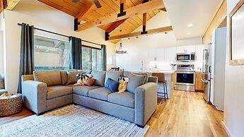 Bigwood #45 2 Bedroom Condo by RedAwning