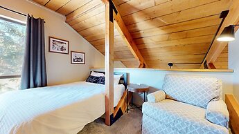 Bigwood #45 2 Bedroom Condo by RedAwning