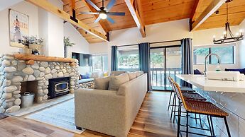 Bigwood #45 2 Bedroom Condo by RedAwning