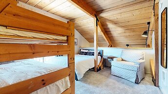 Bigwood #45 2 Bedroom Condo by RedAwning