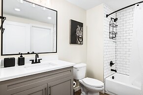 Lagoon Desert Retreat 2 Bedroom Condo