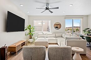 Lagoon Desert Retreat 2 Bedroom Condo