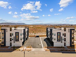 Lagoon Desert Retreat 2 Bedroom Condo