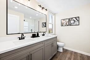 Lagoon Desert Retreat 2 Bedroom Condo