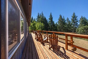 Orchard Haven Guest House 2 Bedroom Home by RedAwning