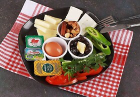 Pera Port Lounge Hotel