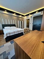 Pera Port Lounge Hotel