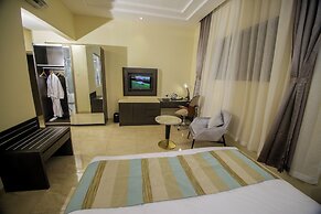 Perfecto La Villa Hotel and Suites