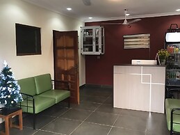 Room-ghouse Room B Ideal For Friends fam