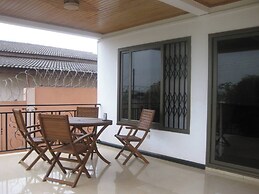 Room-ghouse Room B Ideal For Friends fam