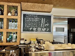 Kharaa Hotel & Restaurant