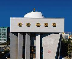 Kharaa Hotel & Restaurant