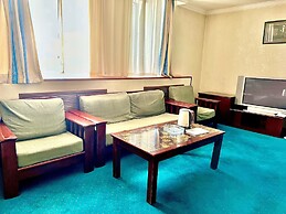 Kharaa Hotel & Restaurant