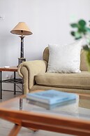 Prime Location - Stylish Apartment