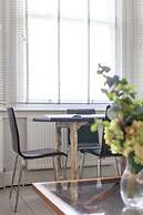 Prime Location - Stylish Apartment