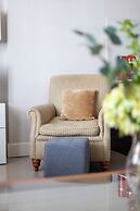 Prime Location - Stylish Apartment
