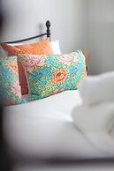 Prime Location - Stylish Apartment