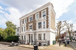 Prime Location - Stylish Apartment