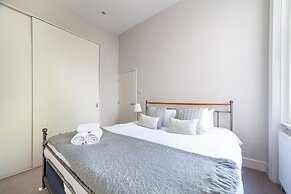 Prime Location - Stylish Apartment