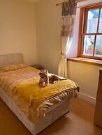 Homely Cottage for all Holiday Outdoor Activities