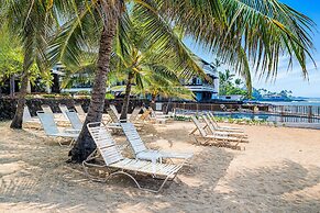 Close to Complex Amenities - Ground Floor - Nice Unit - Vrkcv