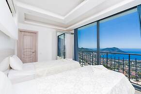 Lux Villa With Jacuzzi Inf Pool - All Rooms w AC