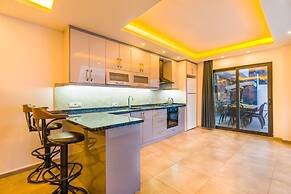 Lux Villa With Jacuzzi Inf Pool - All Rooms w AC