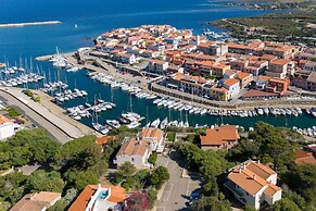 Sardinia Re - Shuluq 6