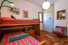 Sardinia Re - Shuluq 6