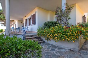 Sardinia Re - Shuluq 6