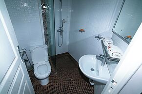 Wakola business hotels