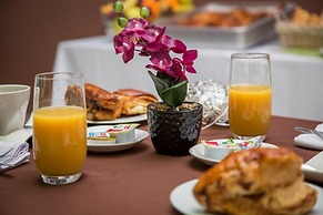 Wakola business hotels