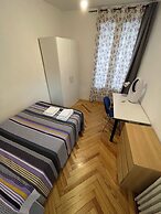 Flor Baja Hostal