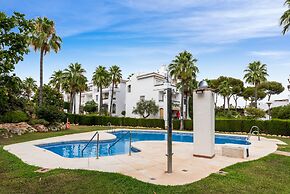 Amazing Pool and Garden Apartment by Costarentals - Ref 253