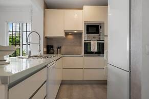 Amazing Pool and Garden Apartment by Costarentals - Ref 253